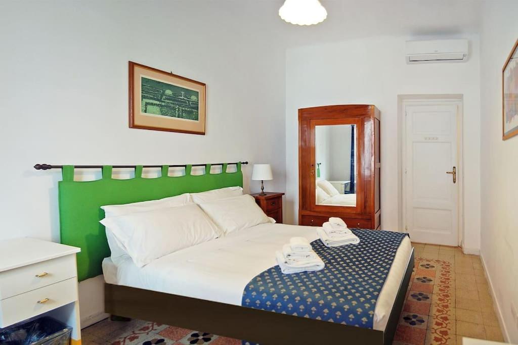 Near Colosseum By Varental 2Br + 1Sb Rome Extérieur photo